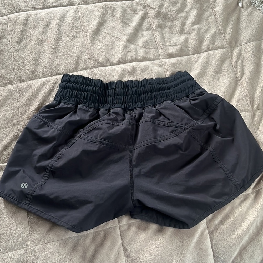 Lululemon black shorts